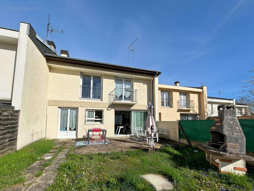 Maison familiale rénovée - Saran, rue des Mésanges - photo 10