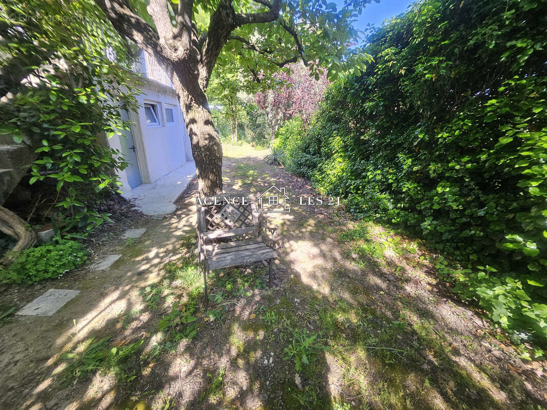Les Caillols   Marseille 11e   Villa 6 pièces de 119 m2 avec vue dégagée - photo 20