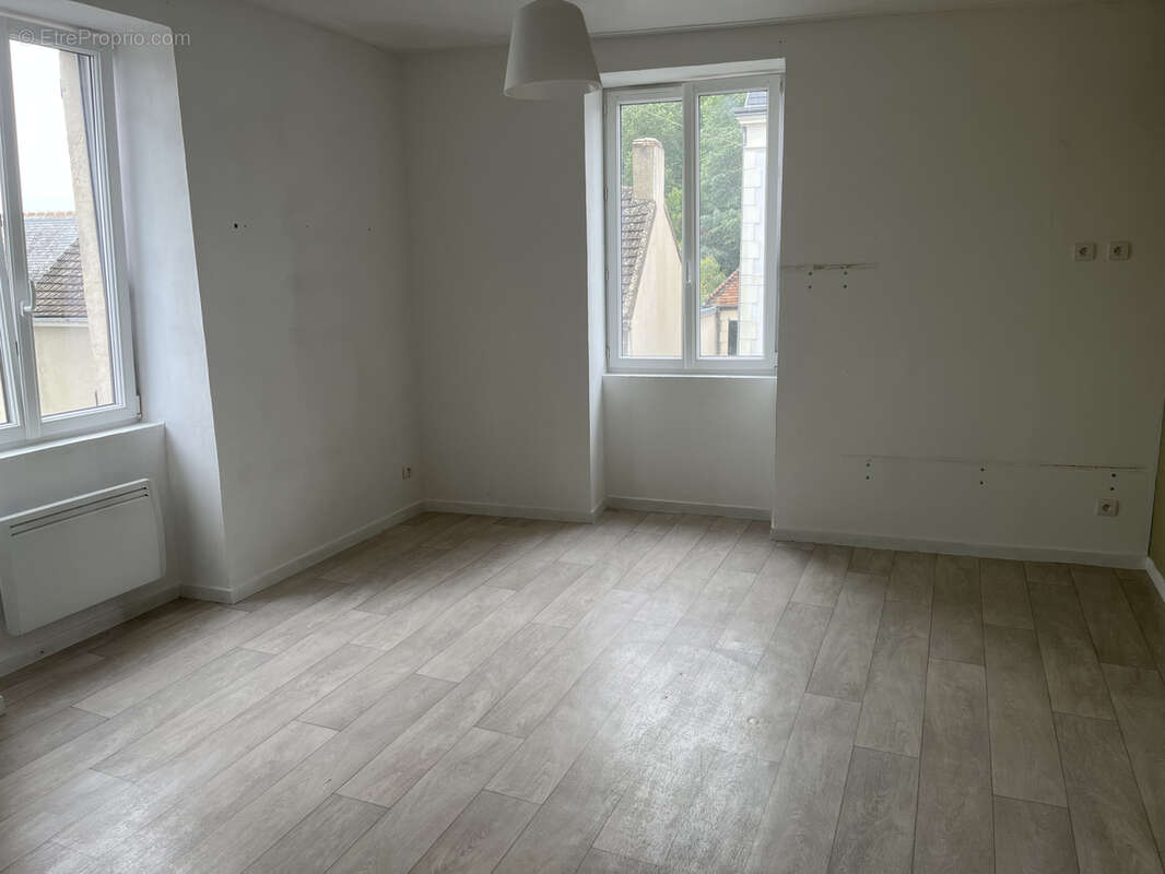 Maison à LA FRESNAYE-SUR-CHEDOUET