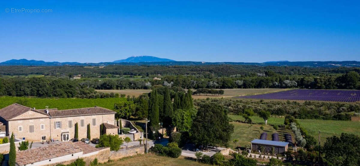Maison à GRIGNAN