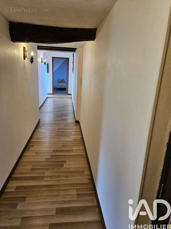 Maison 238 m² à Angeville  - photo 9
