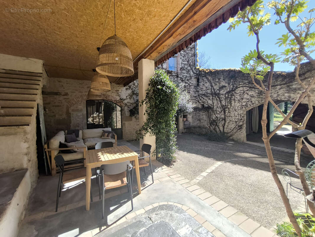 Maison à CHABRILLAN