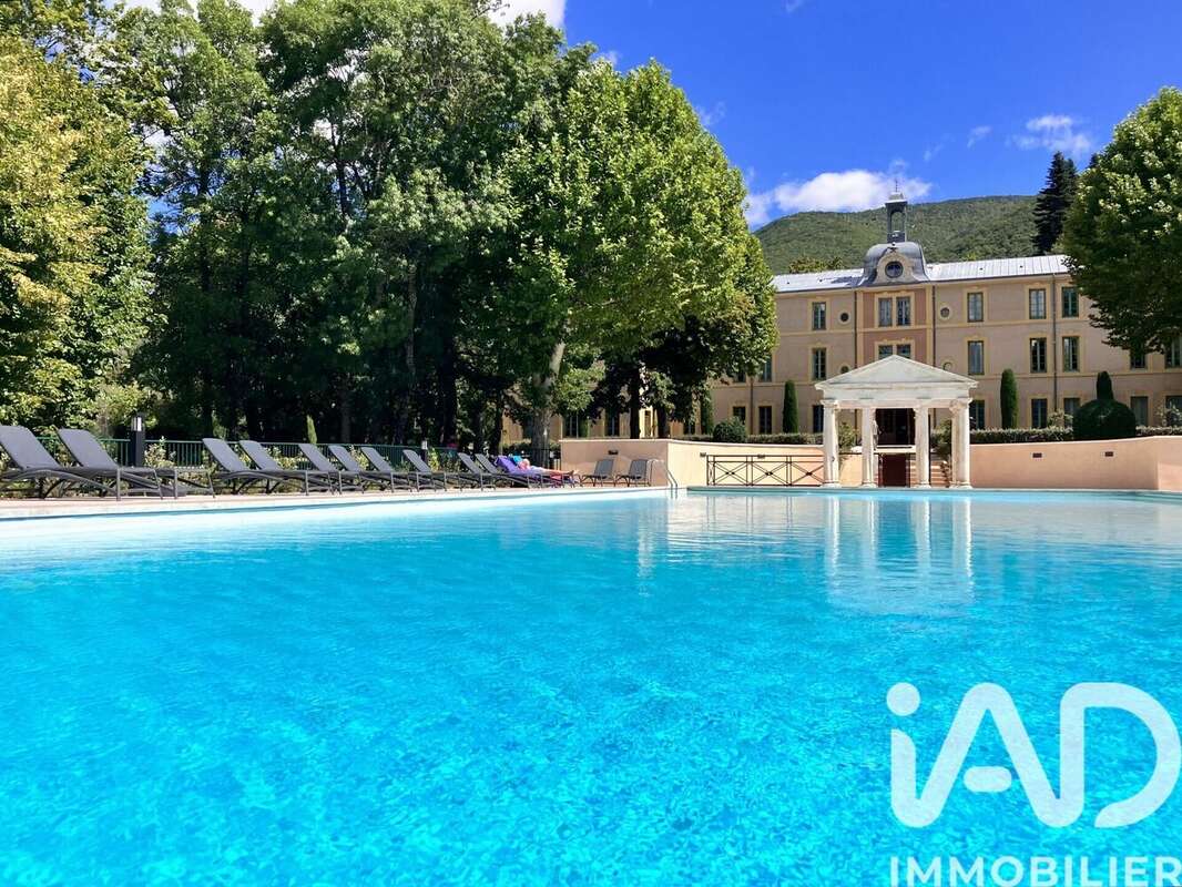 Photo 2 - Appartement à MONTBRUN-LES-BAINS