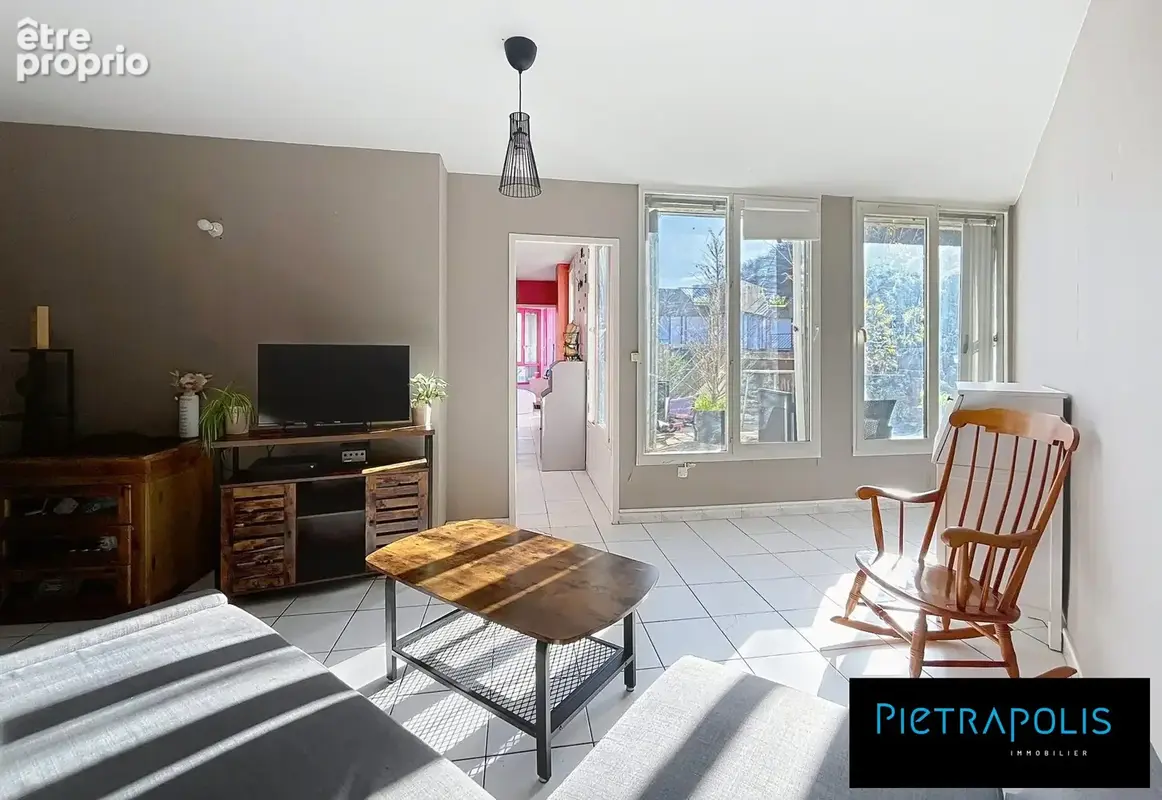 Appartement 4 pièces 86 m² à vendre à Givors (69700) - photo 3
