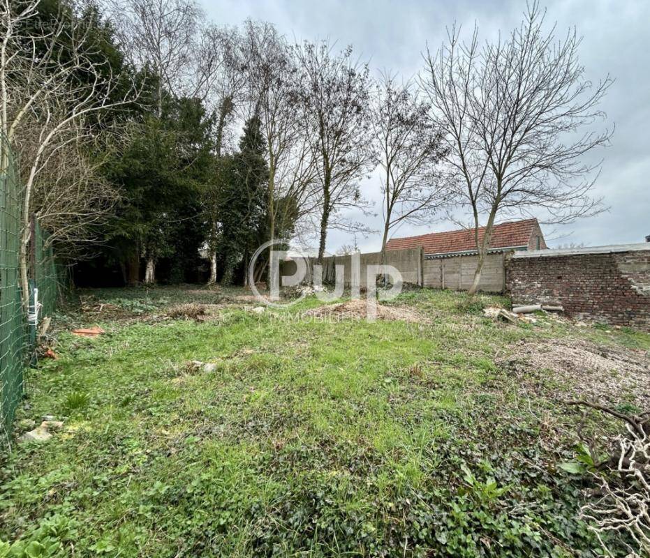 Terrain à ESQUERCHIN