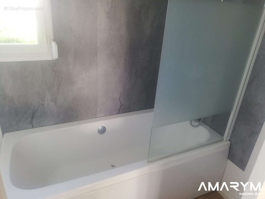 Appartement à GREGES