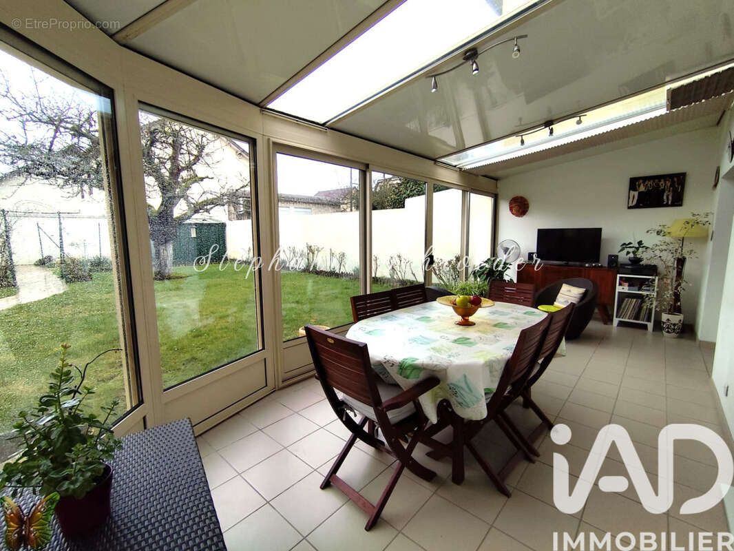 Photo 2 - Maison à MITRY-MORY
