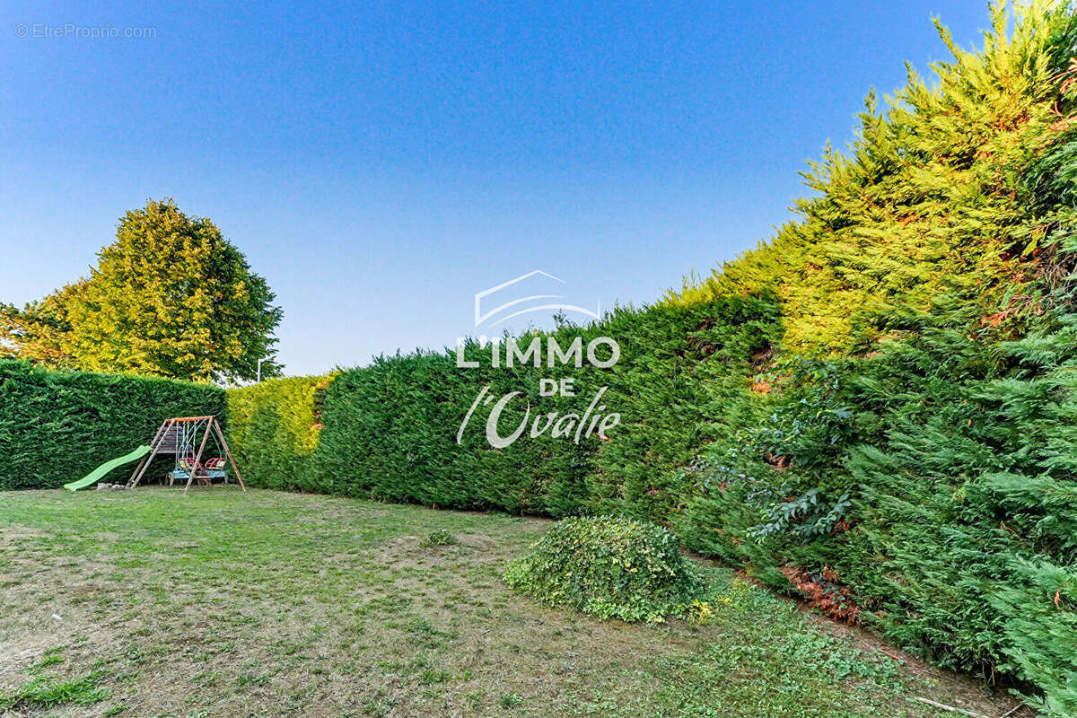 Maison à CASTELGINEST