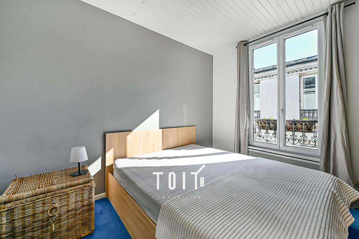 Appartement à PARIS-14E