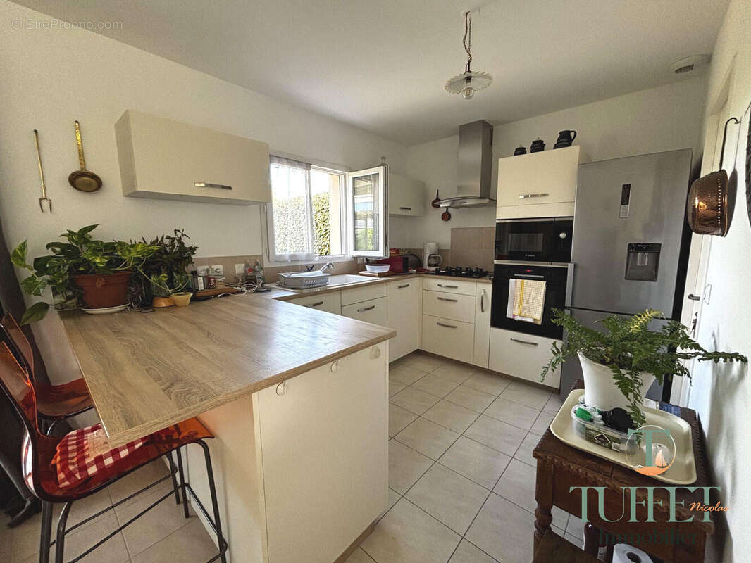 Maison 72 m² à Arvert  - photo 4