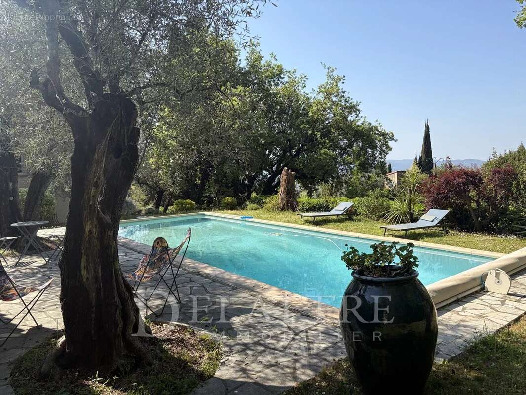 Maison à GRASSE