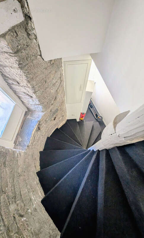 IMMEUBLE DE RAPPORT EN MONOPROPRIÉTÉ - Hypercentre Morlaix - 132 m² - Bonne rentabilité - photo 15