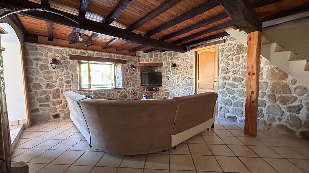 Maison à PESCHADOIRES