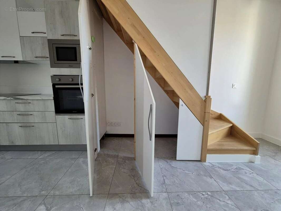 Appartement à VALLAURIS