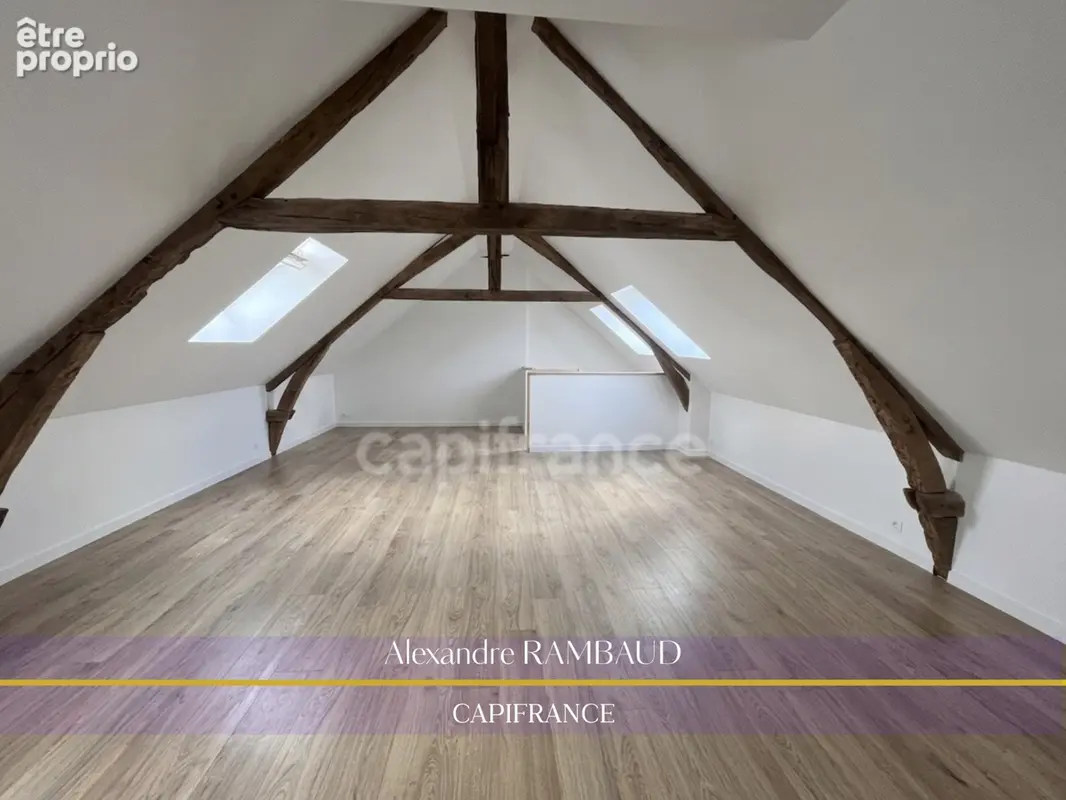 Maison à CHATILLON-EN-VENDELAIS