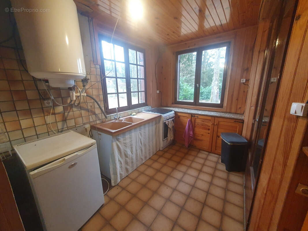 Maison à MARCILLAC-LA-CROISILLE