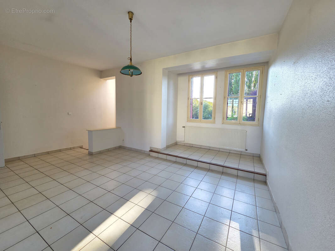 Maison à BELLERIVE-SUR-ALLIER