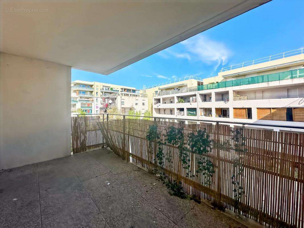 Appartement à MARSEILLE-15E