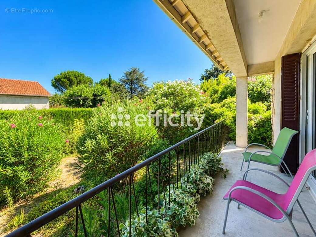 Maison 64 m² à Montelimar  - photo 4