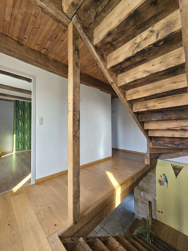 Maison à LA LOUBIERE