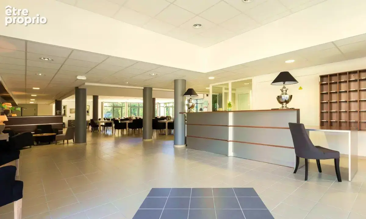 INVESTISSEMENT LOCATIF  Nevers  Résidence Seniors Résidence du Parc  8,04 % de rentabilité - photo 8