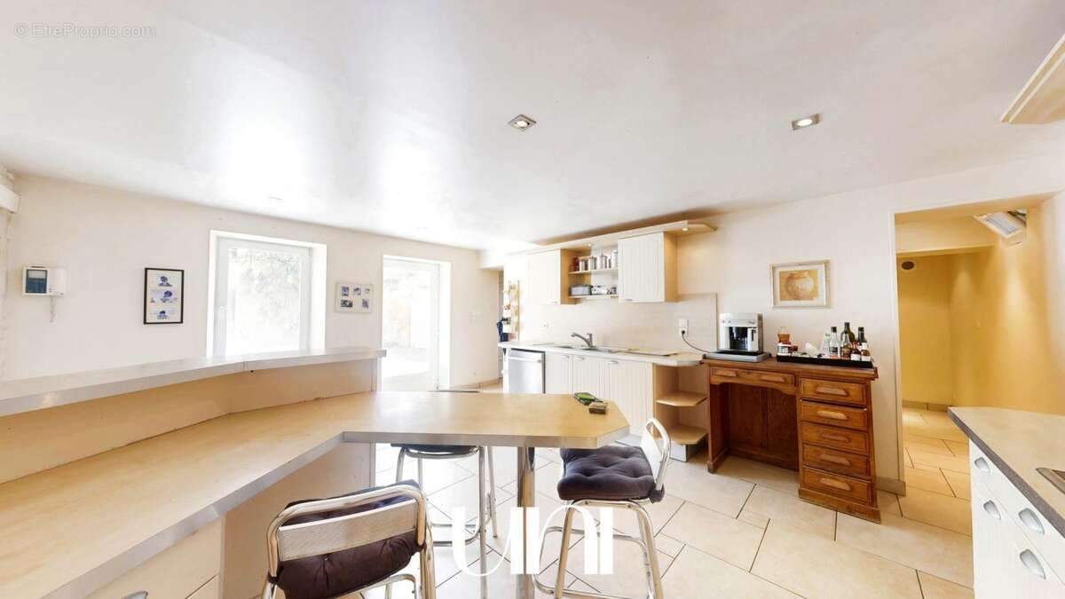 Maison à FLEURY-SUR-ORNE