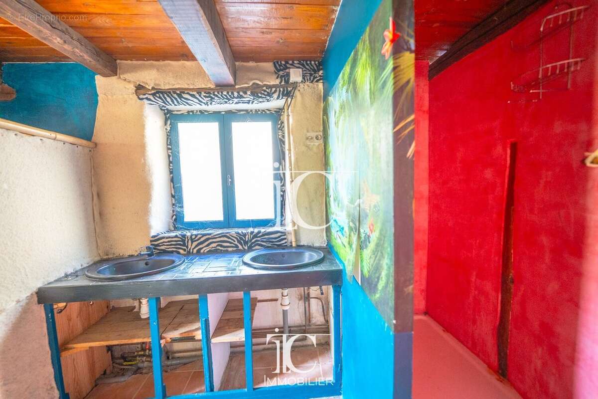Mas du xviii siècle à rénover  122 m² habitables  terrain de 522 m²  vue panoramique sur les cévennes - photo 15