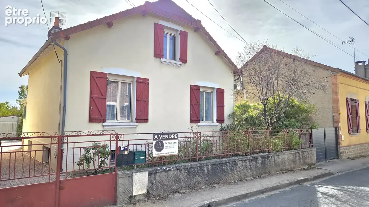 Maison à YZEURE