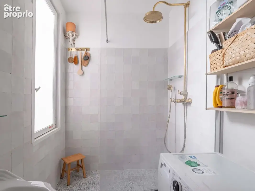 Comme une petite maison sous les toits  Triplex de caractère avec cheminée - photo 5