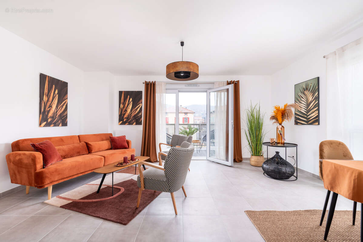 Appartement à SAINTE-FOY-L'ARGENTIERE