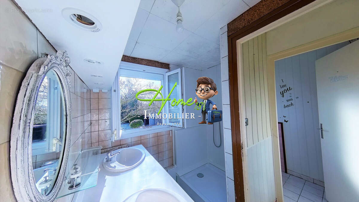 Maison à SAVIGNY-EN-SEPTAINE