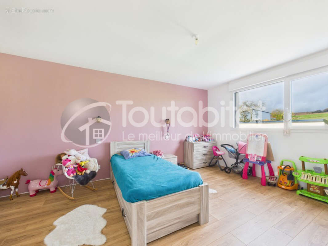 Maison à CHARLEVILLE-MEZIERES