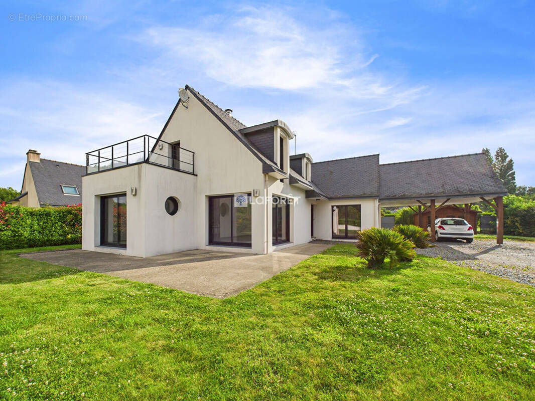 Maison à ERGUE-GABERIC