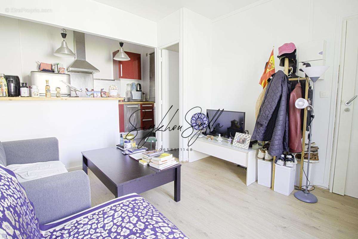 Appartement à PARIS-11E