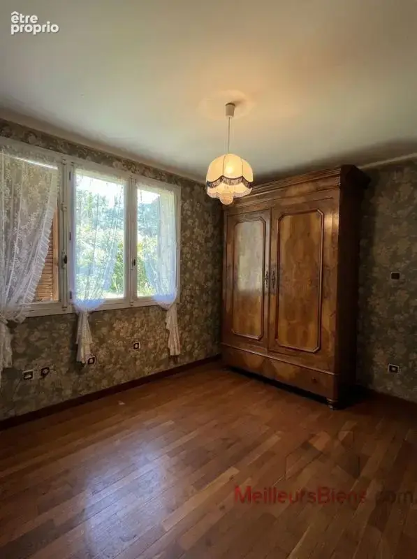 Maison sur sous sol - 4 pièces - 1451 m2 de terrain - Travaux à prévoir - photo 6