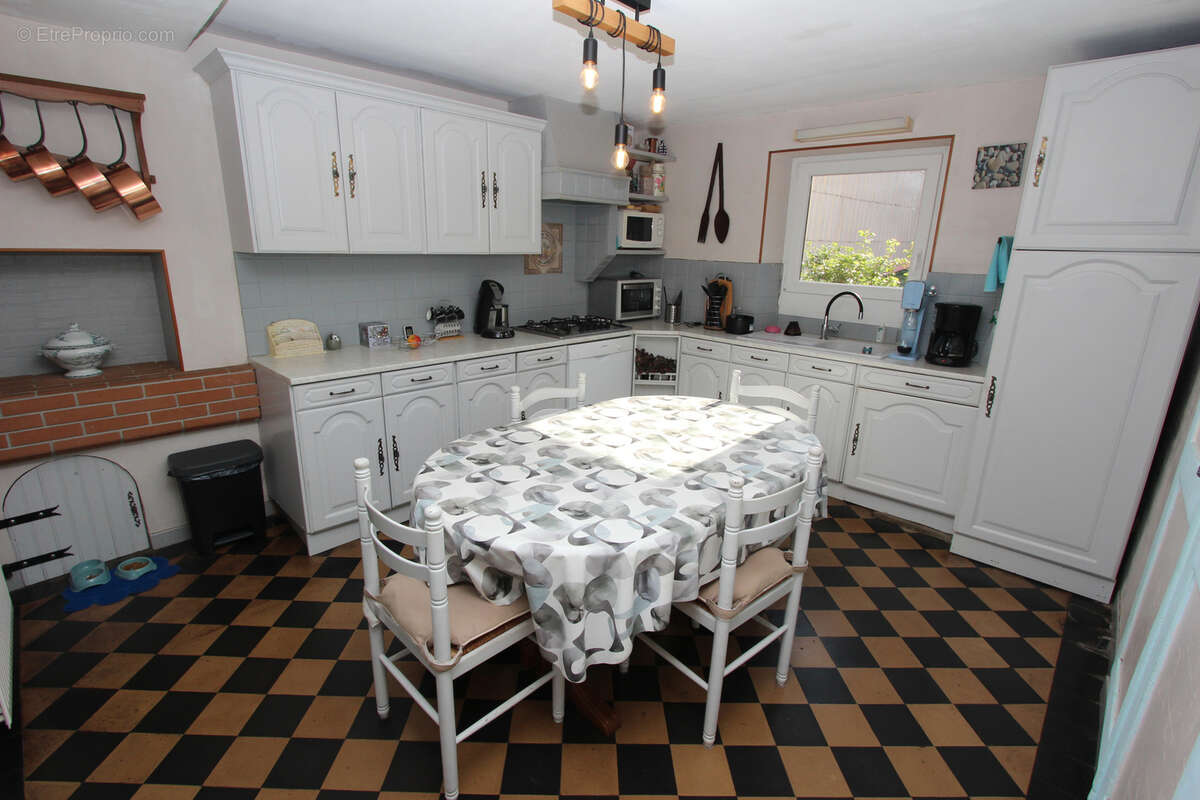 Maison à THAON-LES-VOSGES