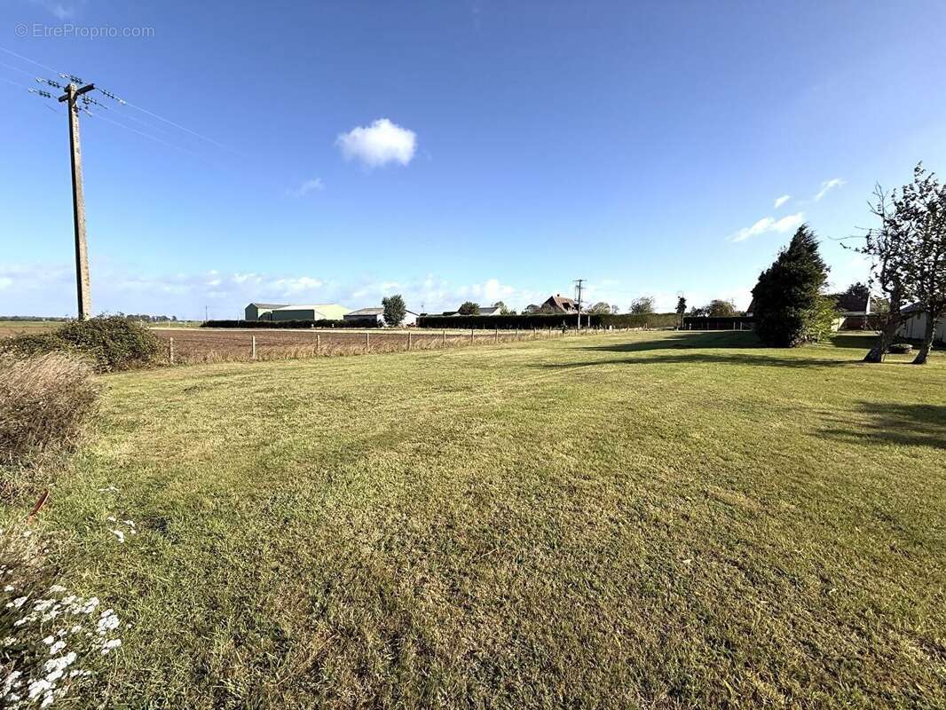 Terrain à LE NEUBOURG