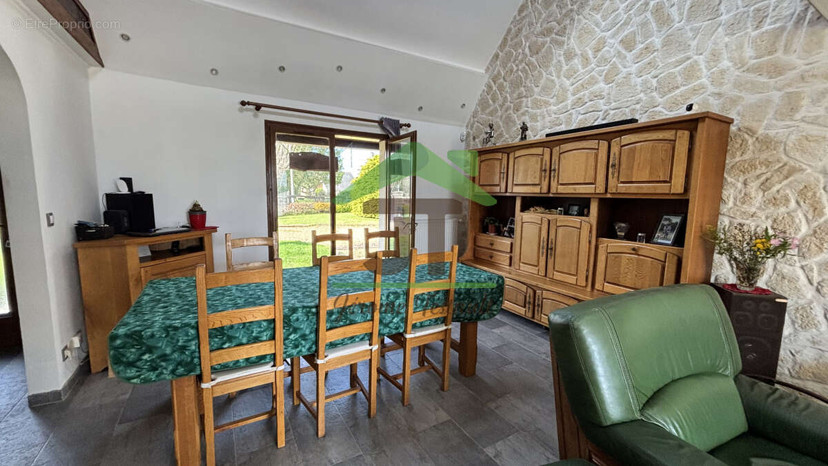 Maison à ARROU
