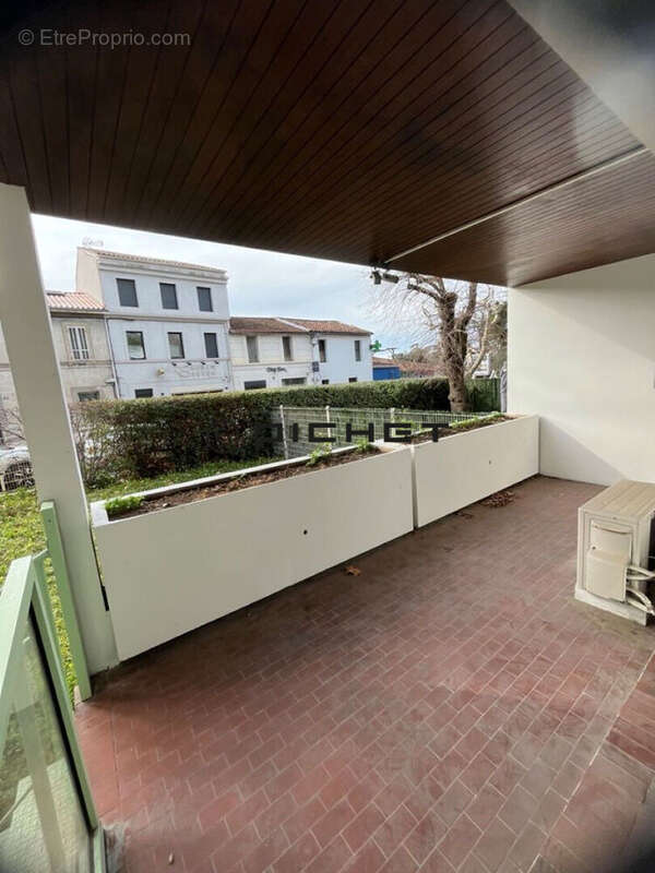 Appartement à MARSEILLE-9E