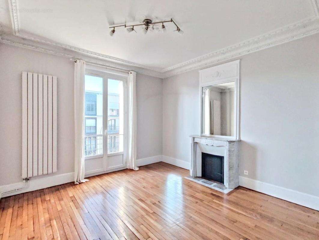 Appartement à SAINT-CLOUD