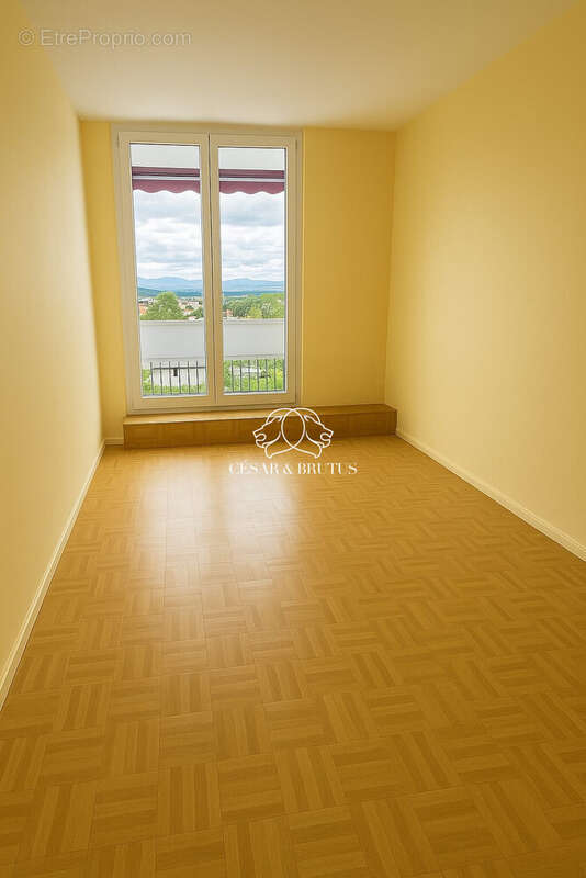 Appartement à TASSIN-LA-DEMI-LUNE