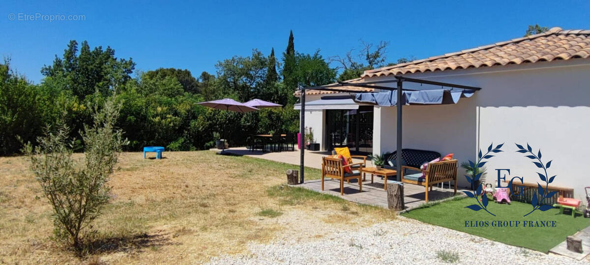 Maison à SAINT-ZACHARIE