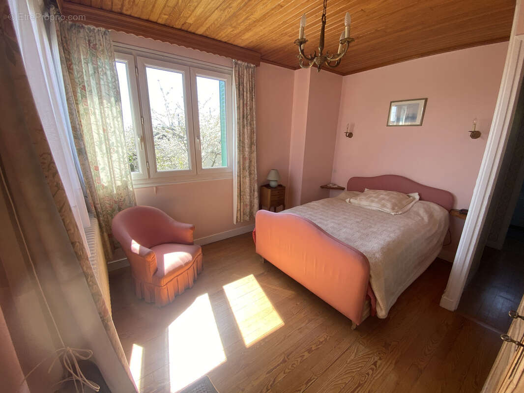 Maison à PARAY-VIEILLE-POSTE