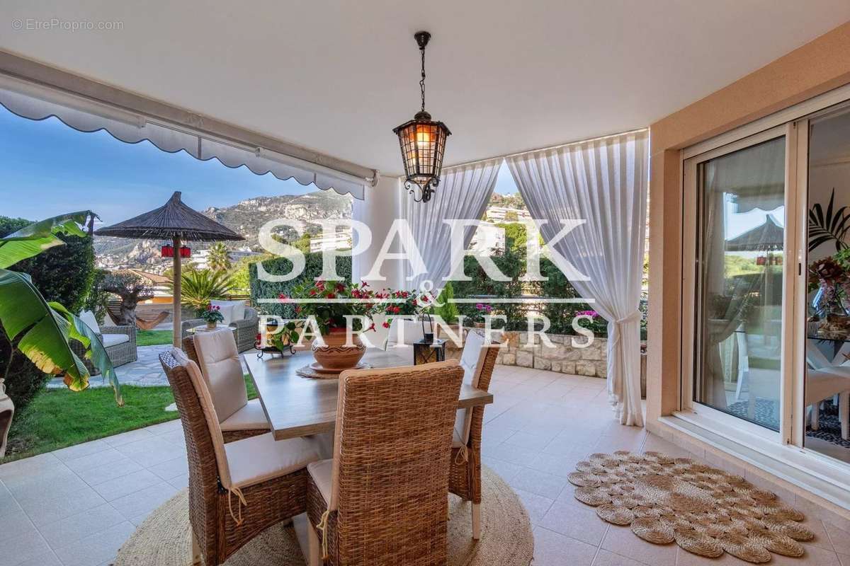 Appartement à ROQUEBRUNE-CAP-MARTIN