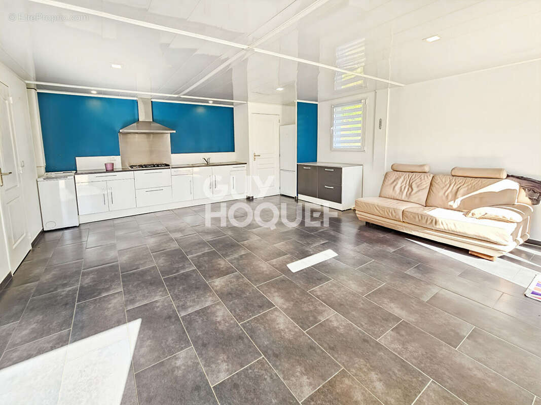 Maison à FONTENAY-TRESIGNY