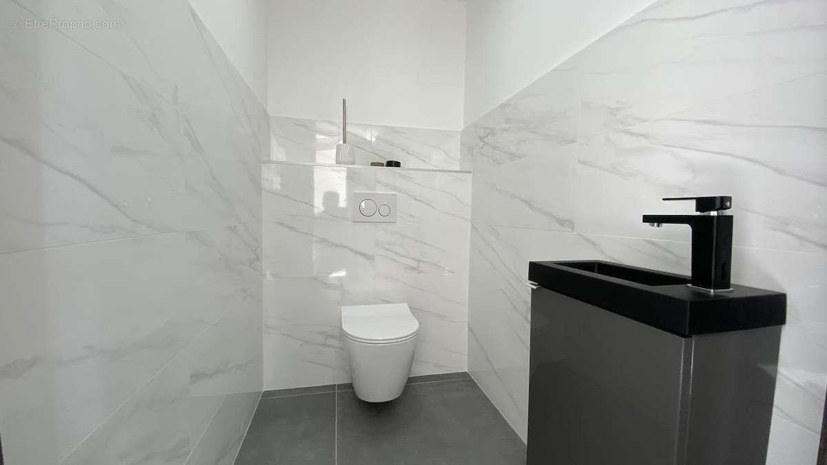 Photo 7 - Maison à CHALLES-LES-EAUX