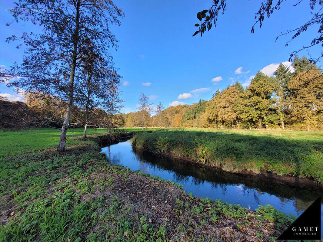 Maison à SAINT-BRICE-EN-COGLES