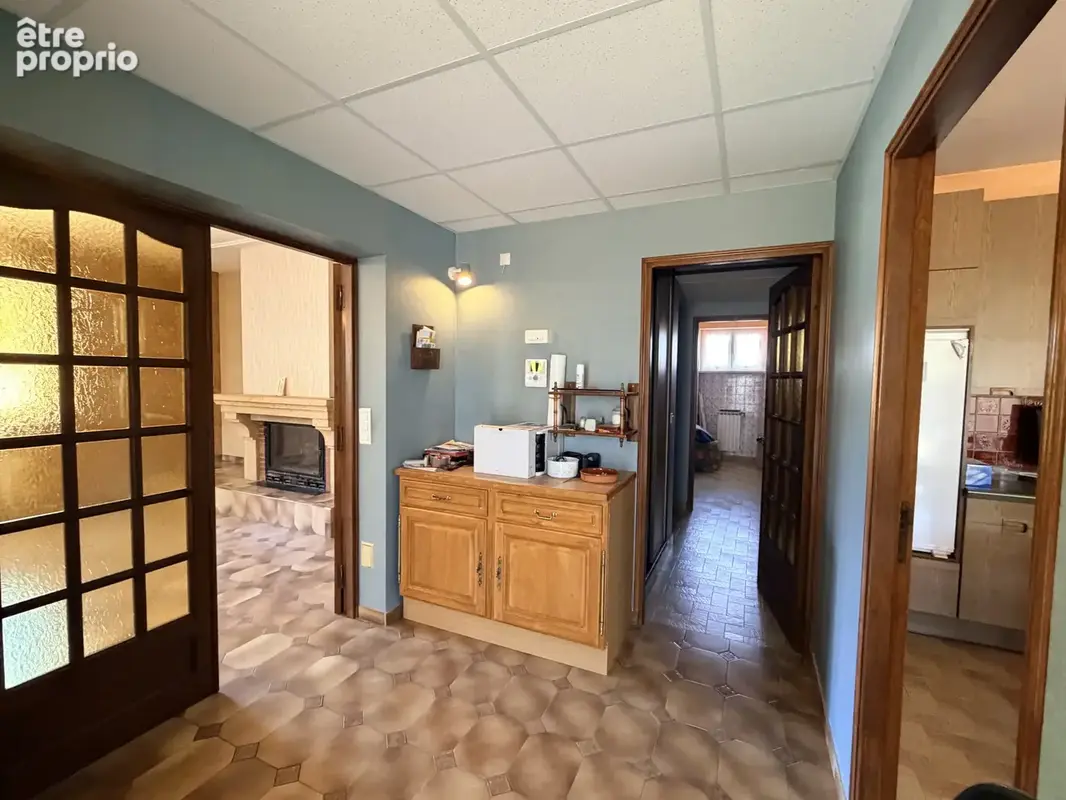 Maison familiale 214 m2 sur un terrain de 2155 m2 - photo 6