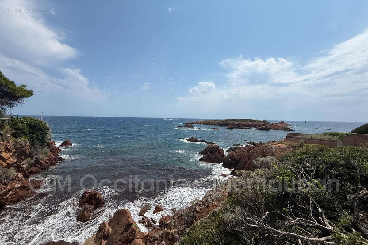 Appartement 52 m² à Saint-Raphael  - photo 6