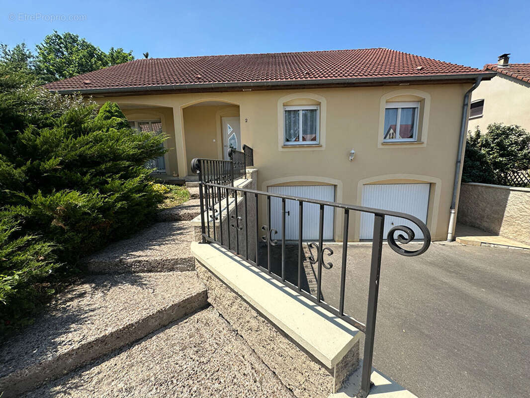Maison à LES ETANGS